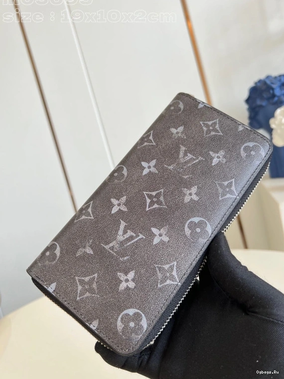 VUITTON LOUIS WALLET-10*20*2 ZIPPY cm 0101